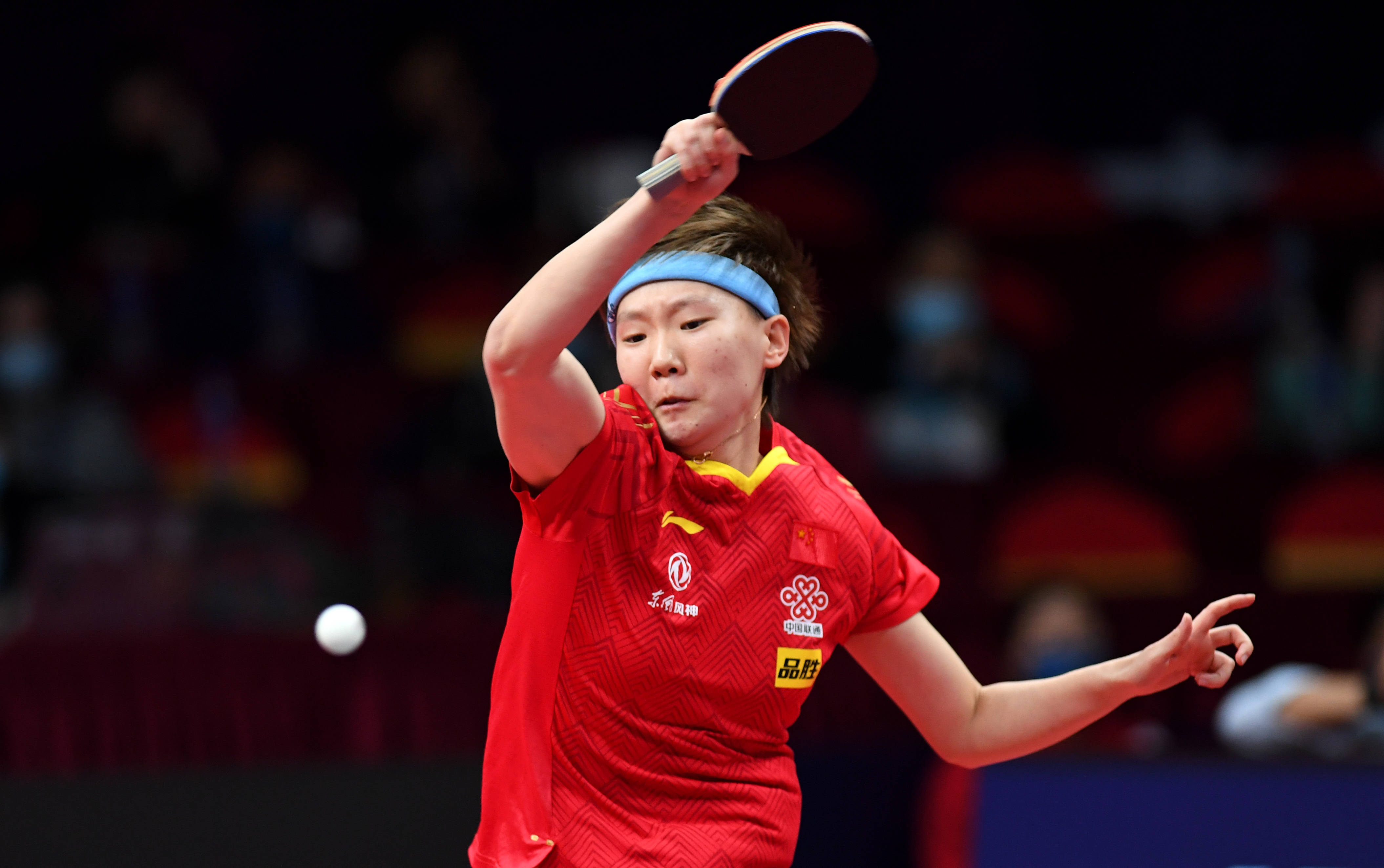 场上积极进 场上积极进