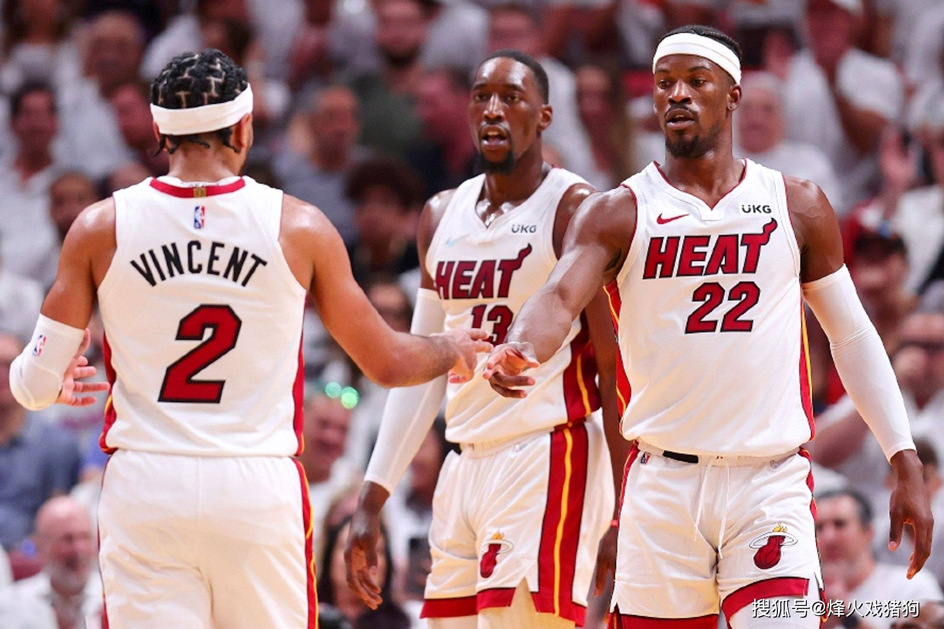 持球前顶 持球前顶